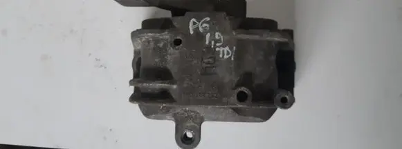 Volkswagen PASSAT B6 Engine mount bracket 1K0199262M