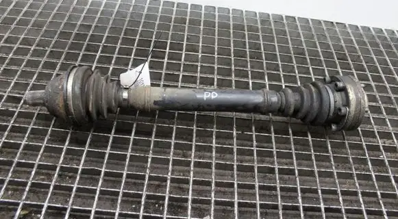 Audi TT Mk1 Front driveshaft 8N0407272E