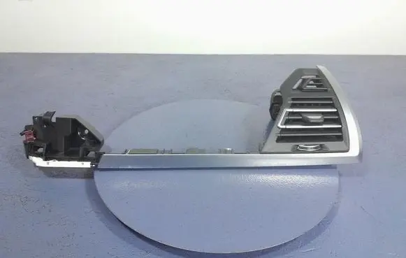Dashboard side air vent grill/cover trim