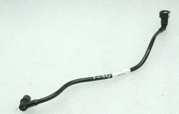 Toyota Yaris Fuel injector supply line/pipe