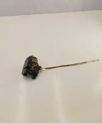 Audi A6 S6 C5 4B Front door lock PA66301