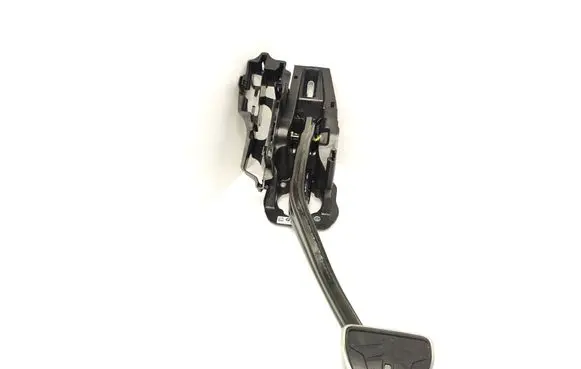 BMW X7 G07 Brake pedal 6874279 17205310 0800250013