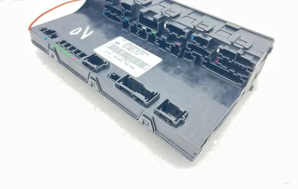 Mercedes-Benz E W211 Fuse box set 2115458701 5DK00804758