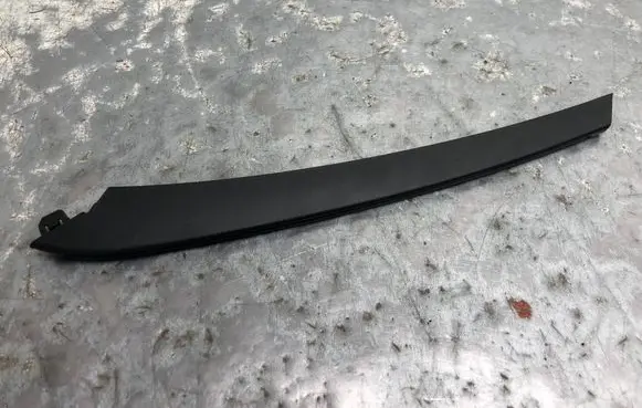 Porsche Cayenne (92A) Front bumper splitter molding 7P5807877EBILI 7P5807877E