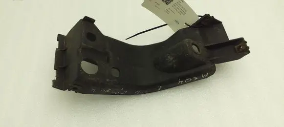 Audi A8 S8 D3 4E Fender mounting bracket 4E0853921C