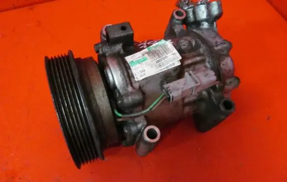 Renault Clio III Air conditioning (A/C) compressor (pump) 8200953359