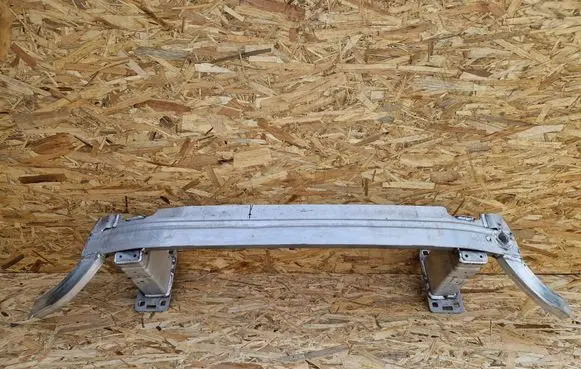 Audi Q7 4M Front bumper support beam 4M0807109E