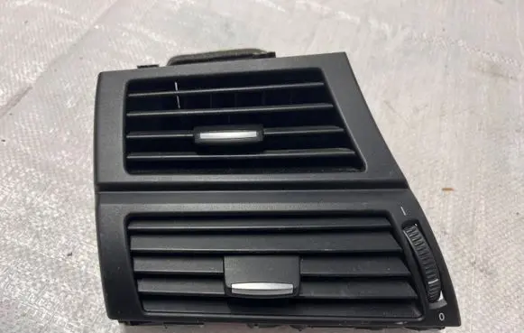 BMW X5 E70 Dashboard side air vent grill/cover trim 9227767