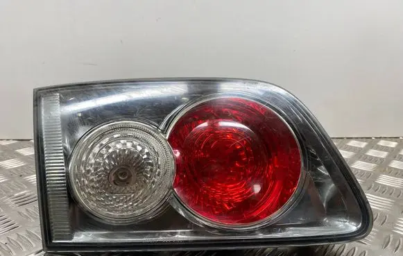 Mazda 6 Tailgate rear/tail lights 22661974 22661981