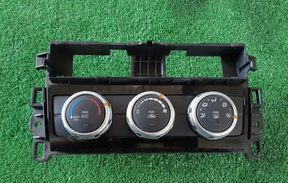 Mazda 6 Climate control unit GMN361190A
