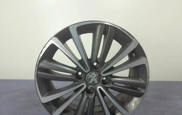 Peugeot 301 R18 alloy rim 9677100677