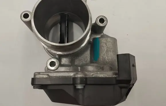 Audi A4 S4 B8 8K Throttle valve 03L128063T A2C83076400 7702142359