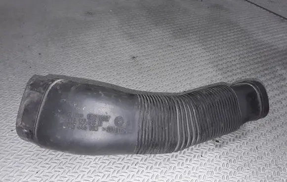 Skoda Fabia Mk1 (6Y) Air intake duct part 6Q0129618G