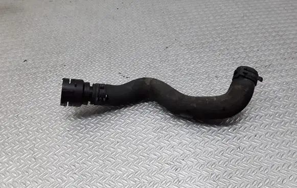 Audi A3 S3 8P Engine coolant pipe/hose