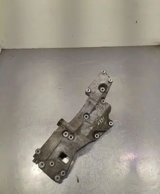 Generator/alternator bracket