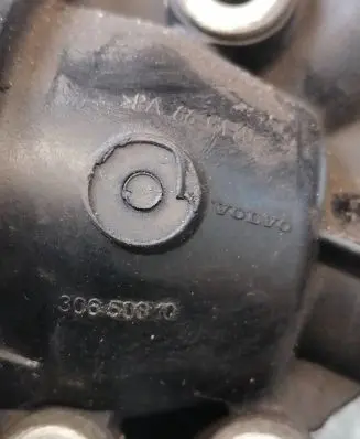 Thermostat/thermostat housing