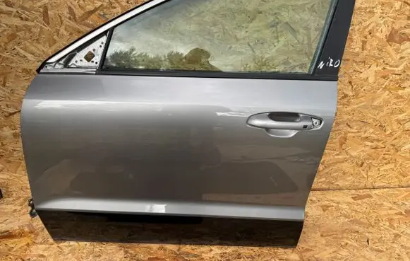 KIA Pro Cee'd II Rear door 