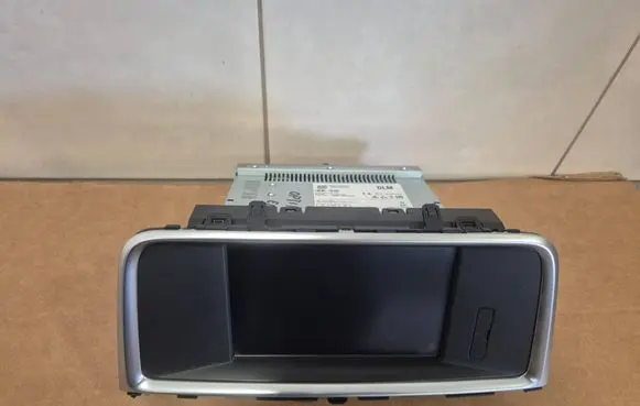 KIA Optima Radio/CD/DVD/GPS head unit 96560D4DA0