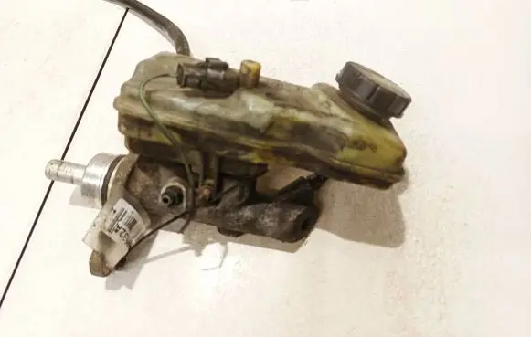 Renault Scenic II - Grand scenic II Master brake cylinder 32067111c