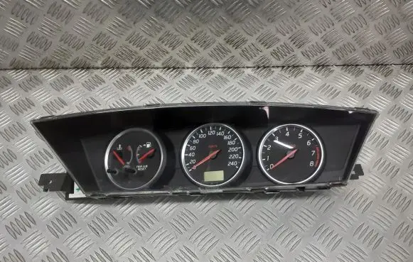 Nissan Primera Speedometer (instrument cluster) AU8643X19459