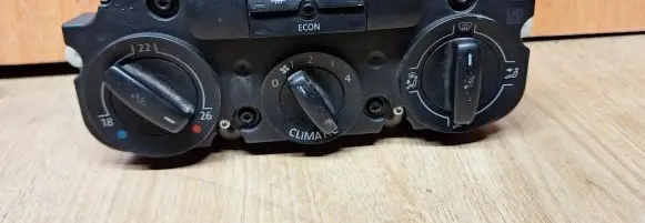 Volkswagen Golf Plus Climate control unit