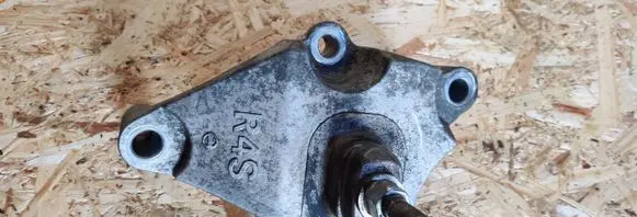 Renault Kadjar Gearbox mounting bracket R4S