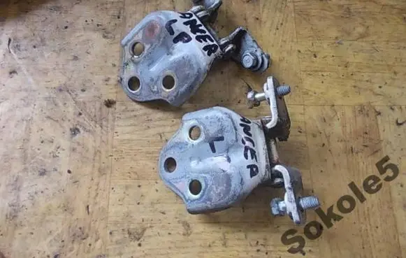 Mitsubishi Lancer Evolution Front door hinge set 