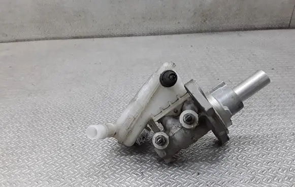 Ford Fiesta Master brake cylinder 0204054029