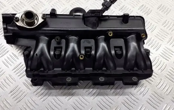 Opel Corsa C Intake manifold 73501353