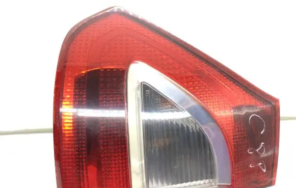 Rear/tail lights