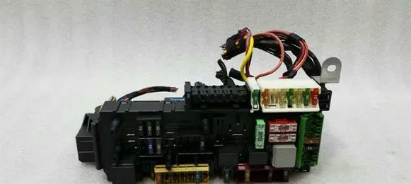 Mercedes-Benz SLK R172 SAM control unit A1729060005