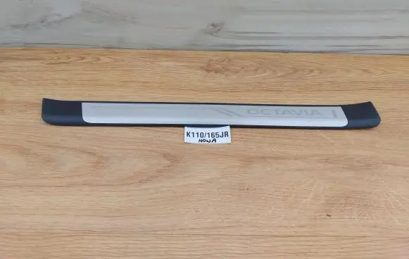 Skoda Octavia Mk3 (5E) Front sill trim cover 5E0853491E