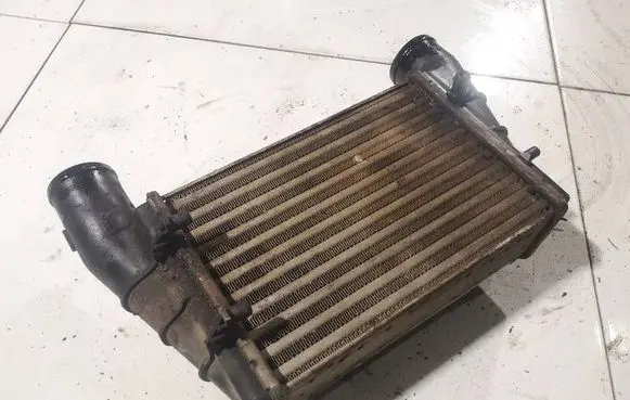 Volkswagen PASSAT B5 Intercooler radiator 