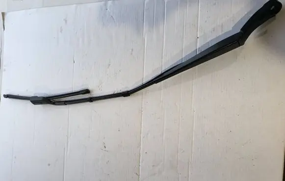 Peugeot 5008 II Front wiper blade arm 97036203121