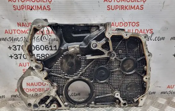 Volkswagen Touareg I Timing chain cover 070109211A