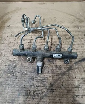 Fuel main line pipe