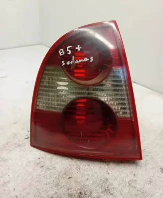 Volkswagen PASSAT B5.5 Rear/tail lights 3B5945095AE