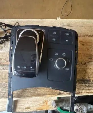 Mercedes-Benz GLE (W166 - C292) Other center console (tunnel) element A1666800803