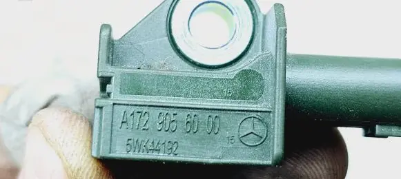 Mercedes-Benz E W212 Airbag deployment crash/impact sensor A1729056000