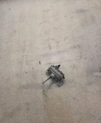 Audi A8 S8 D2 4D Central locking vacuum pump 4D0862153A
