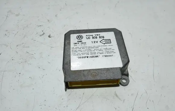 Volkswagen Golf IV Airbag control unit/module 1J0909609 17990307 5WK42800