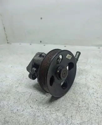 KIA Carens I Power steering pump 0K2KC32600