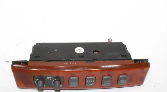 Lexus LS 430 A set of switches 758370