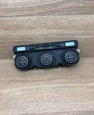 Volkswagen Golf Plus Climate control unit 74641471 11010753