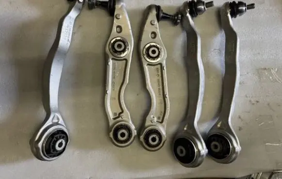 Mercedes-Benz E W214 Front control arm