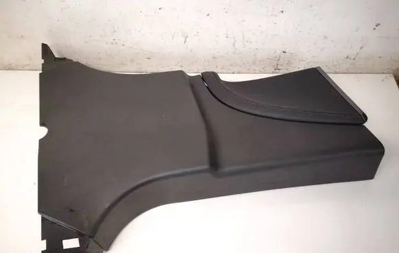 Tesla Model S (B) pillar trim (top) 105840231B