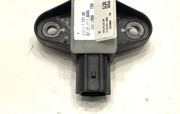 Porsche Panamera (970) Airbag deployment crash/impact sensor 97061822700