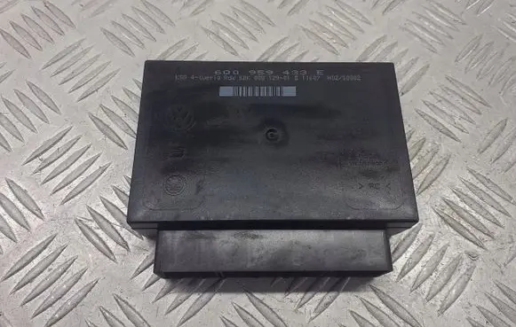 Seat Ibiza III (6L) Central body control module 6Q0959433E