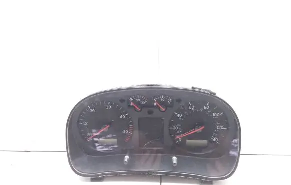 Volkswagen Golf IV Speedometer (instrument cluster) 88311282 110008774