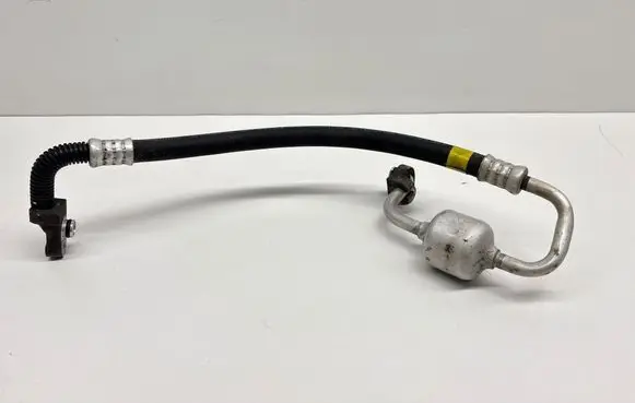 Toyota Prius+ (ZVW40) Air conditioning (A/C) pipe/hose HFC134A